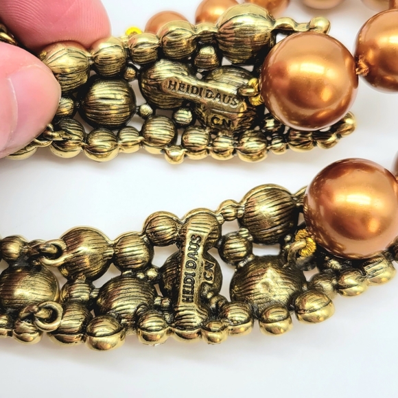 Heidi Daus Gold Pearl and Diamond Swarovski Crystal Asymmetrical Jewelry Set - Picture 14 of 14